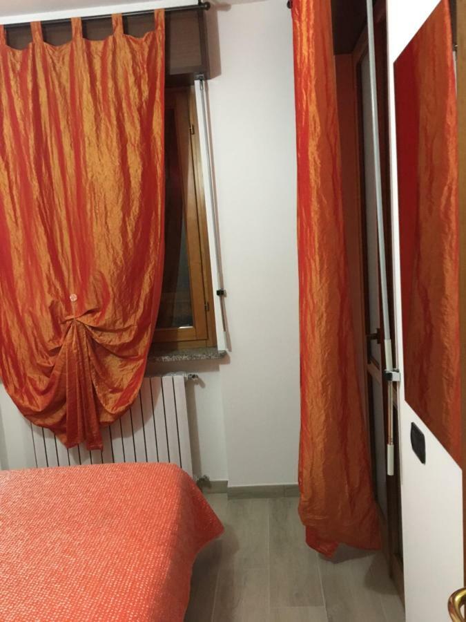 Apartmán Accogliente Bilocale Novara Exteriér fotografie