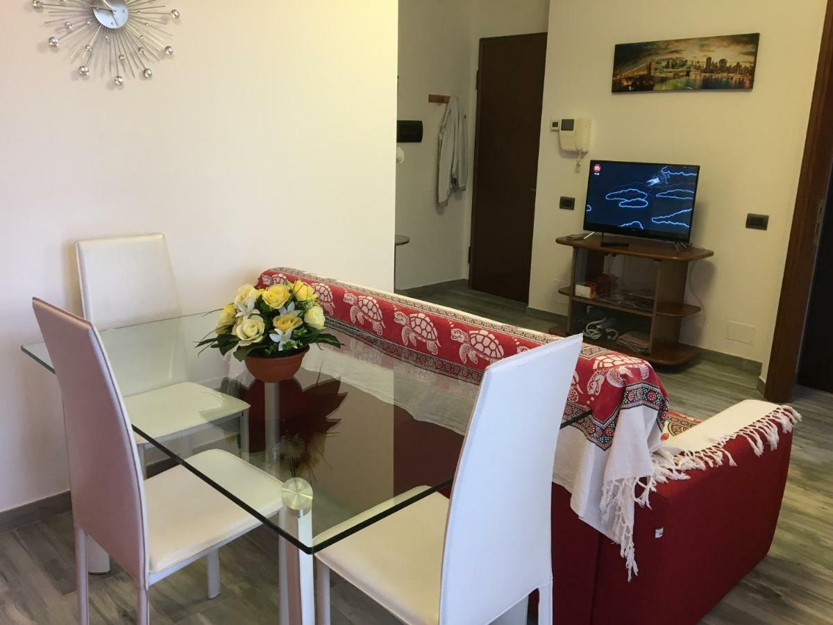Apartmán Accogliente Bilocale Novara Exteriér fotografie