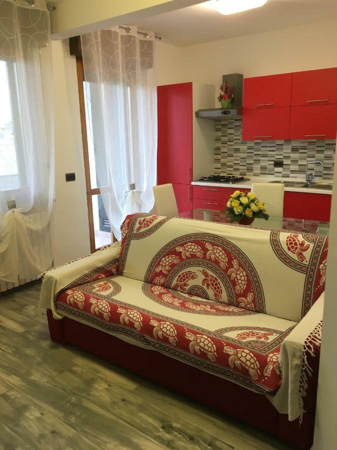 Apartmán Accogliente Bilocale Novara Exteriér fotografie