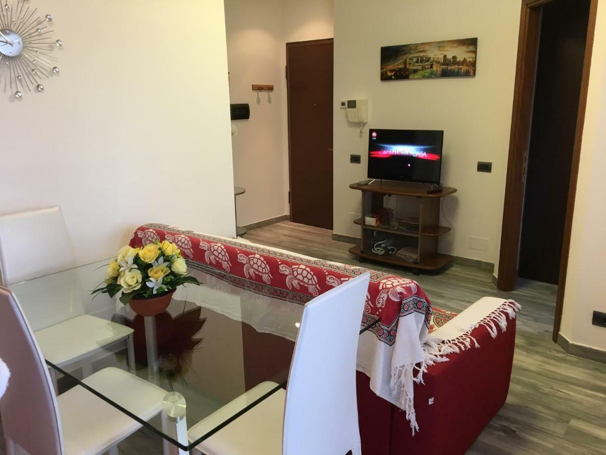 Apartmán Accogliente Bilocale Novara Exteriér fotografie